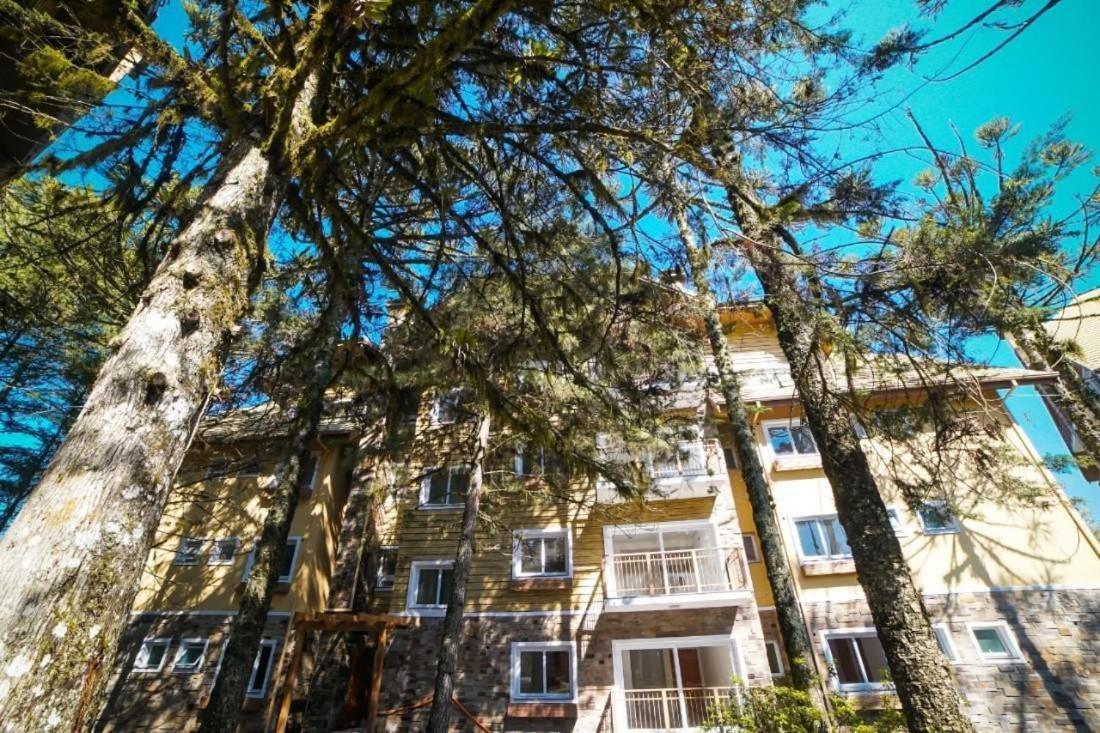 Apto 103 B,2, próximo a museus e restaurantes, condomínio com piscina aquecida. Gramado Exterior foto